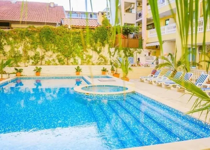 Marina Sunrise Complex By The Sea Feriested Sveti Vlas