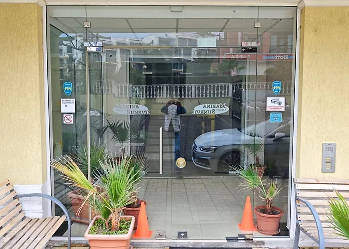 Marina Sunrise Complex By The Sea 圣弗拉斯